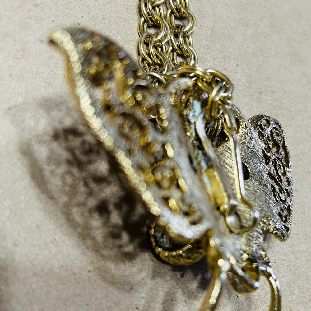 Vintage pendant elephant gold tone chain. 22” long. Unsigned D&E Juliana. - Picture 5 of 5